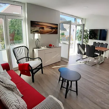 Steinreich Apartment