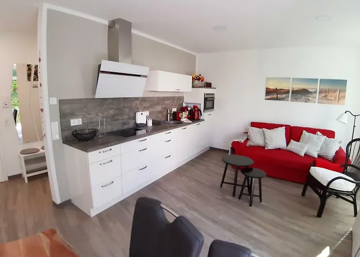 Steinreich Apartment